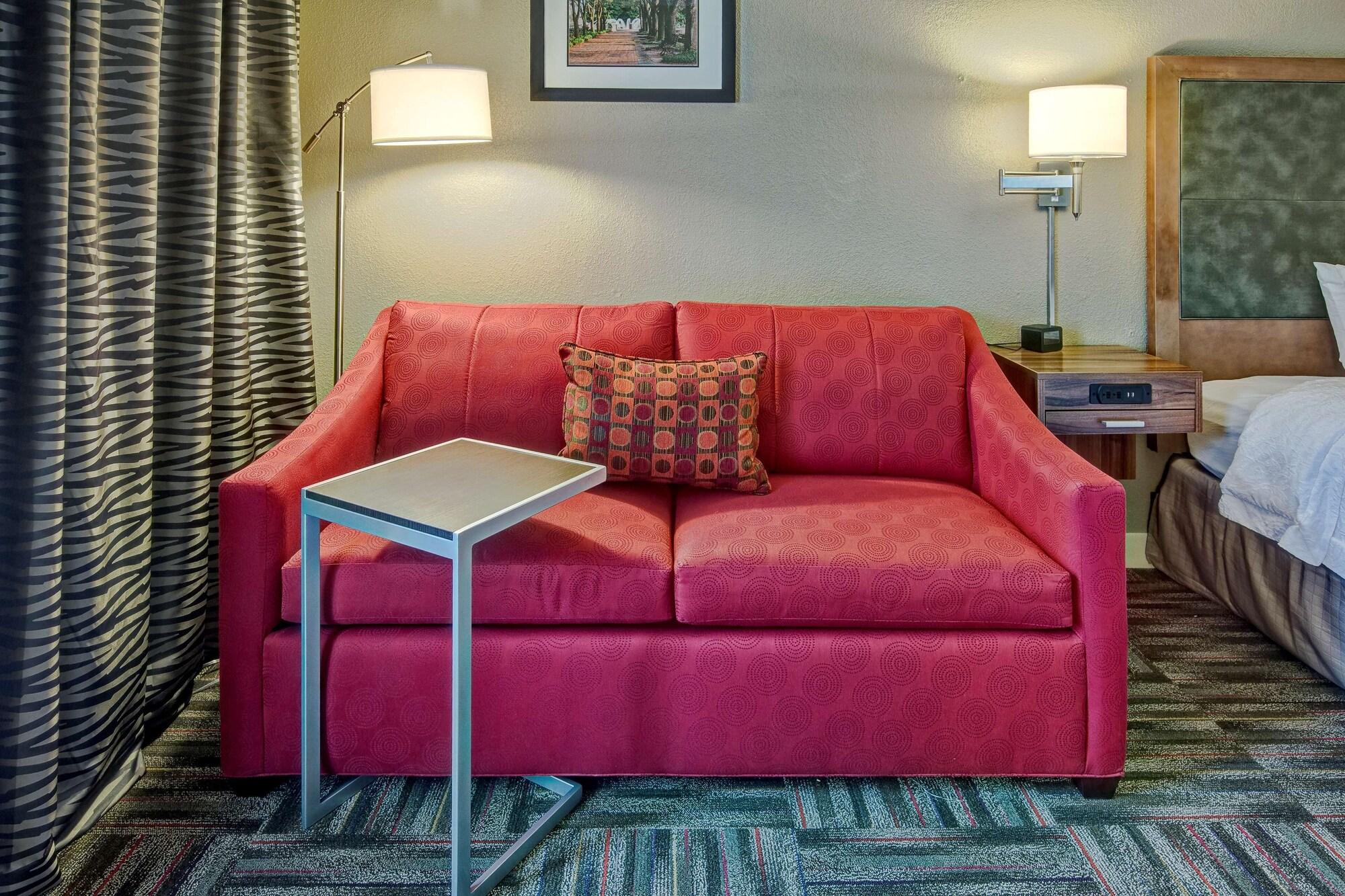 Hampton Inn Newberry Opera House Экстерьер фото